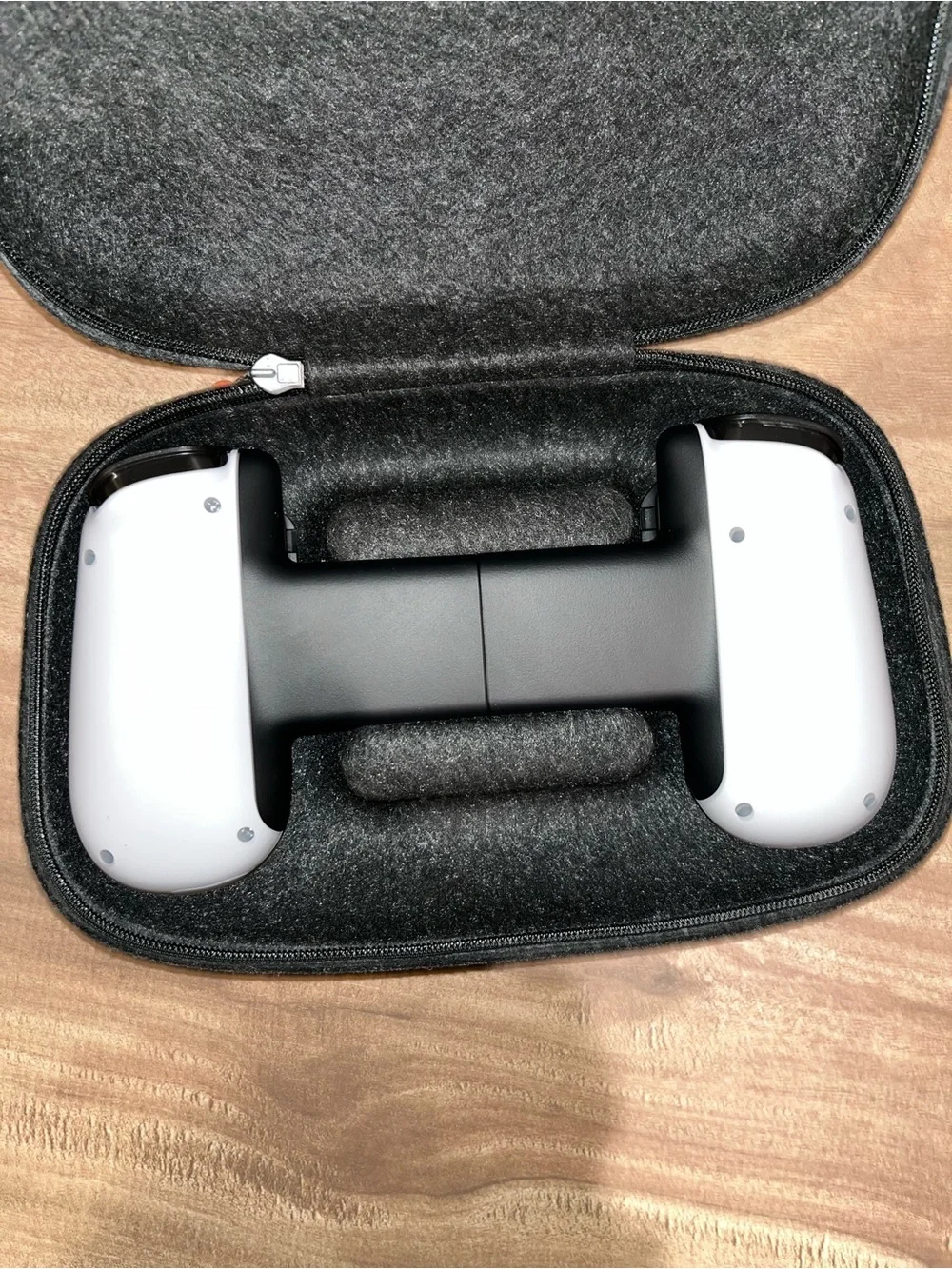 Gaming Controller - White Mobile Backbone for iPhone
